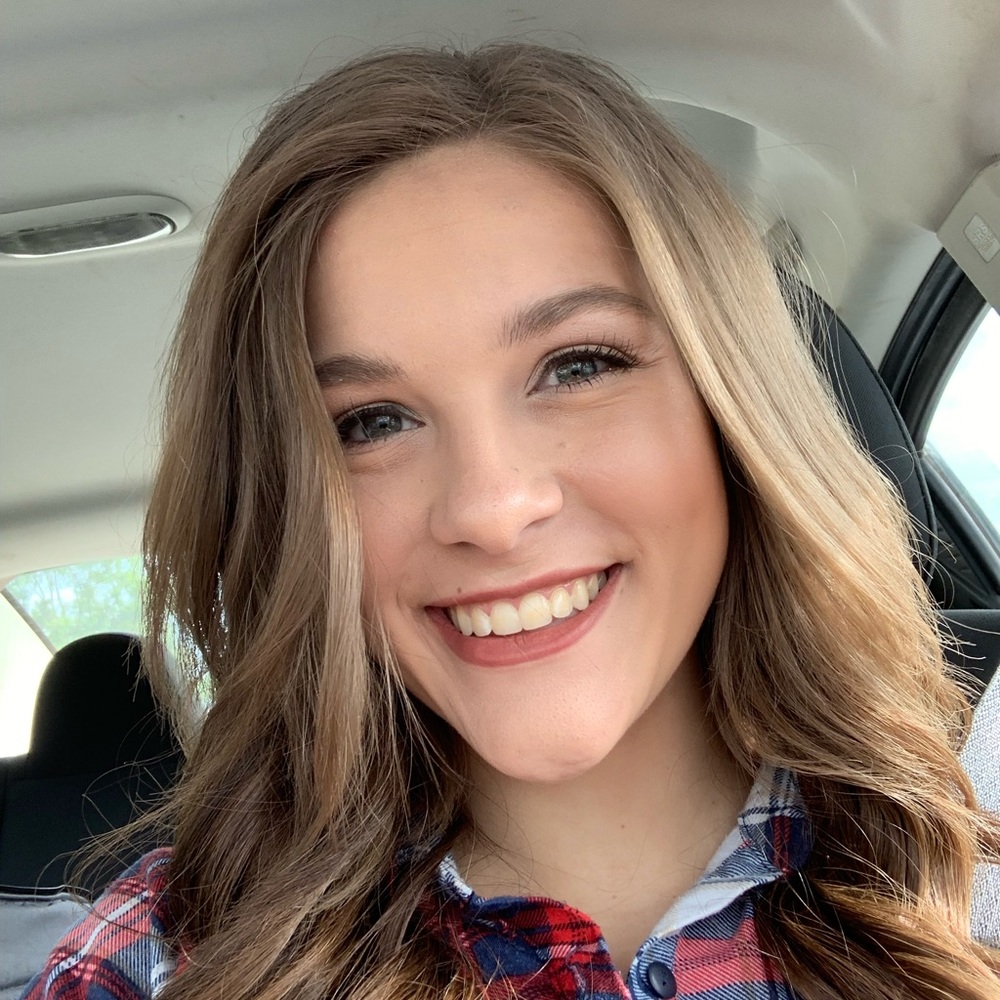 Meet your Posher, Maddie